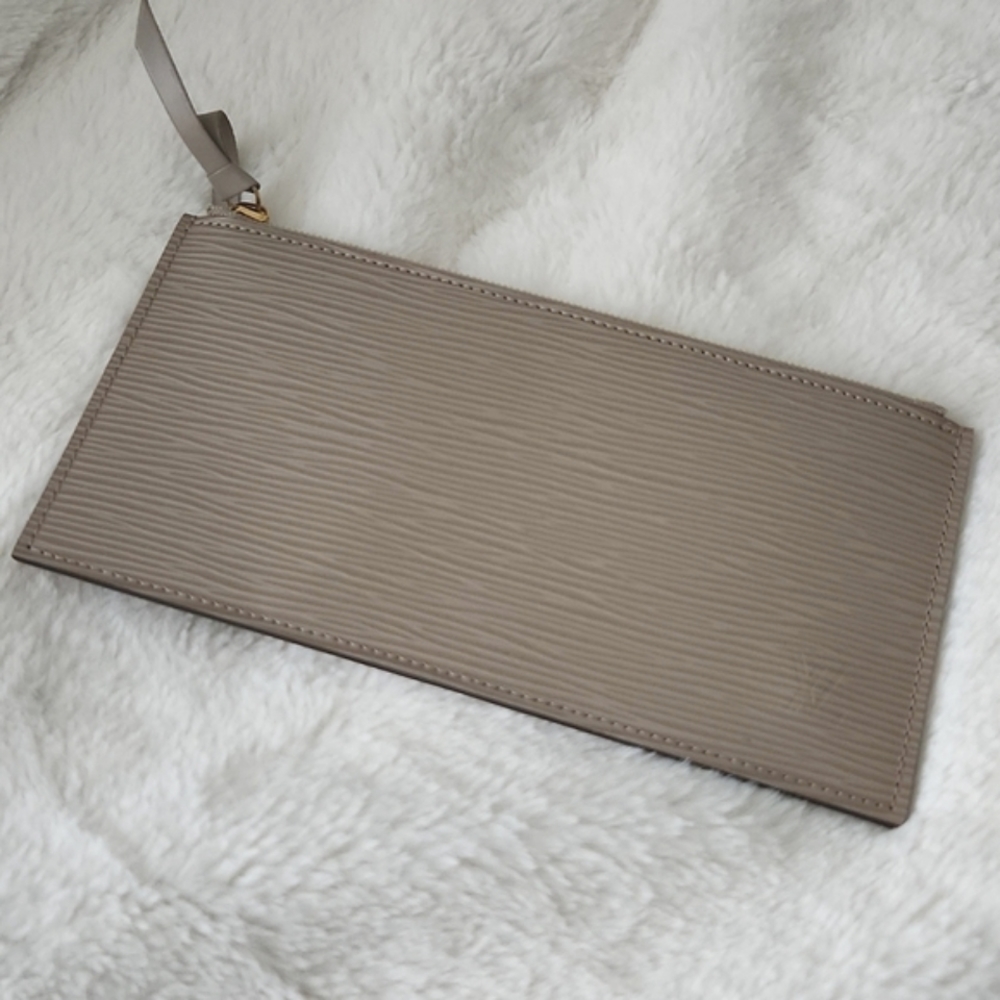 Authentic Louis Vuitton Epi Félicie Pochette Insert